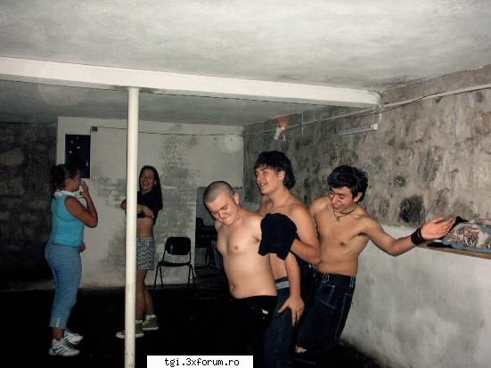 Gay ppl - Hotzu - Stuff